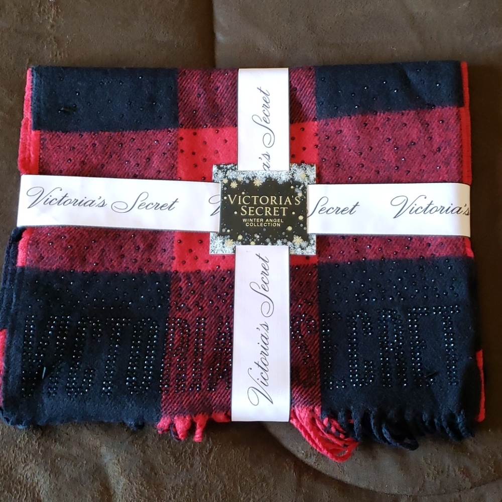 Victoria Secrets Winter Angel Collection Scarf